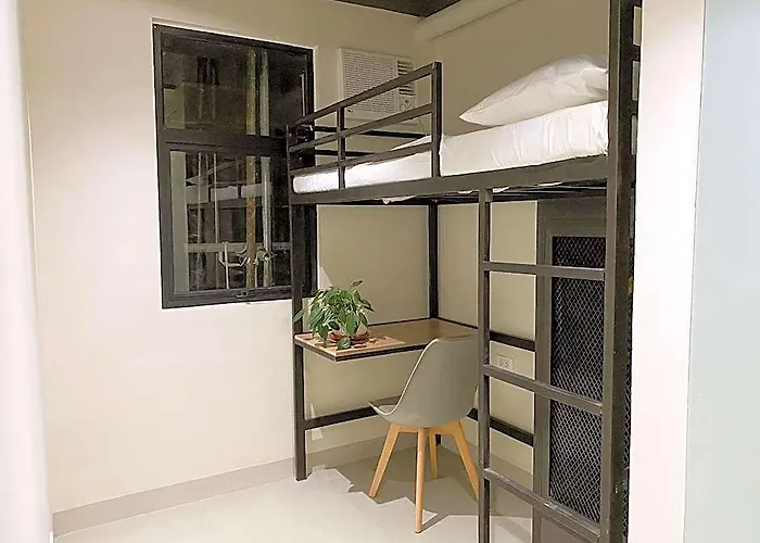 Hotel The Grid Co Living Managed By Hii
