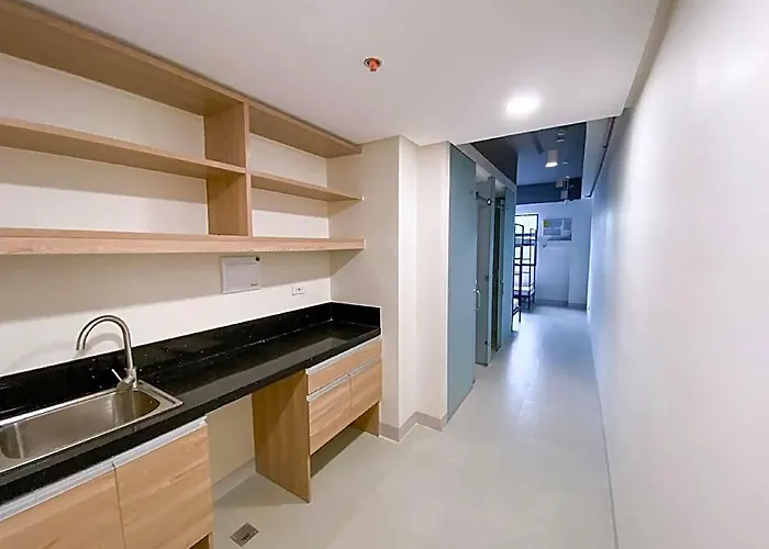 Hotel The Grid Co Living Managed By Hii Manila